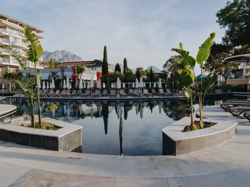 Akra Kemer Otel Havuzu Projesi