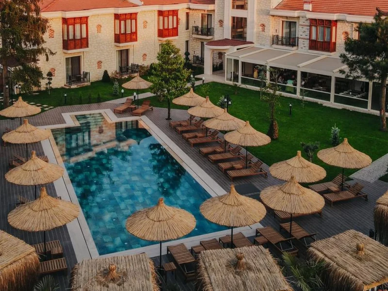 Baltürk Garden Sapanca Hotel Havuzu Projesi