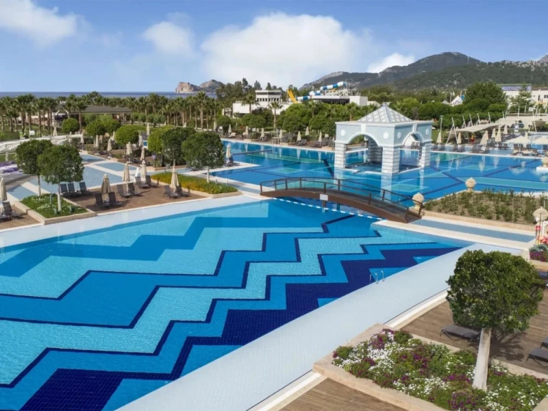 Hilton Dalaman Sarigerme Resort & SPA Otel Havuzu Projesi